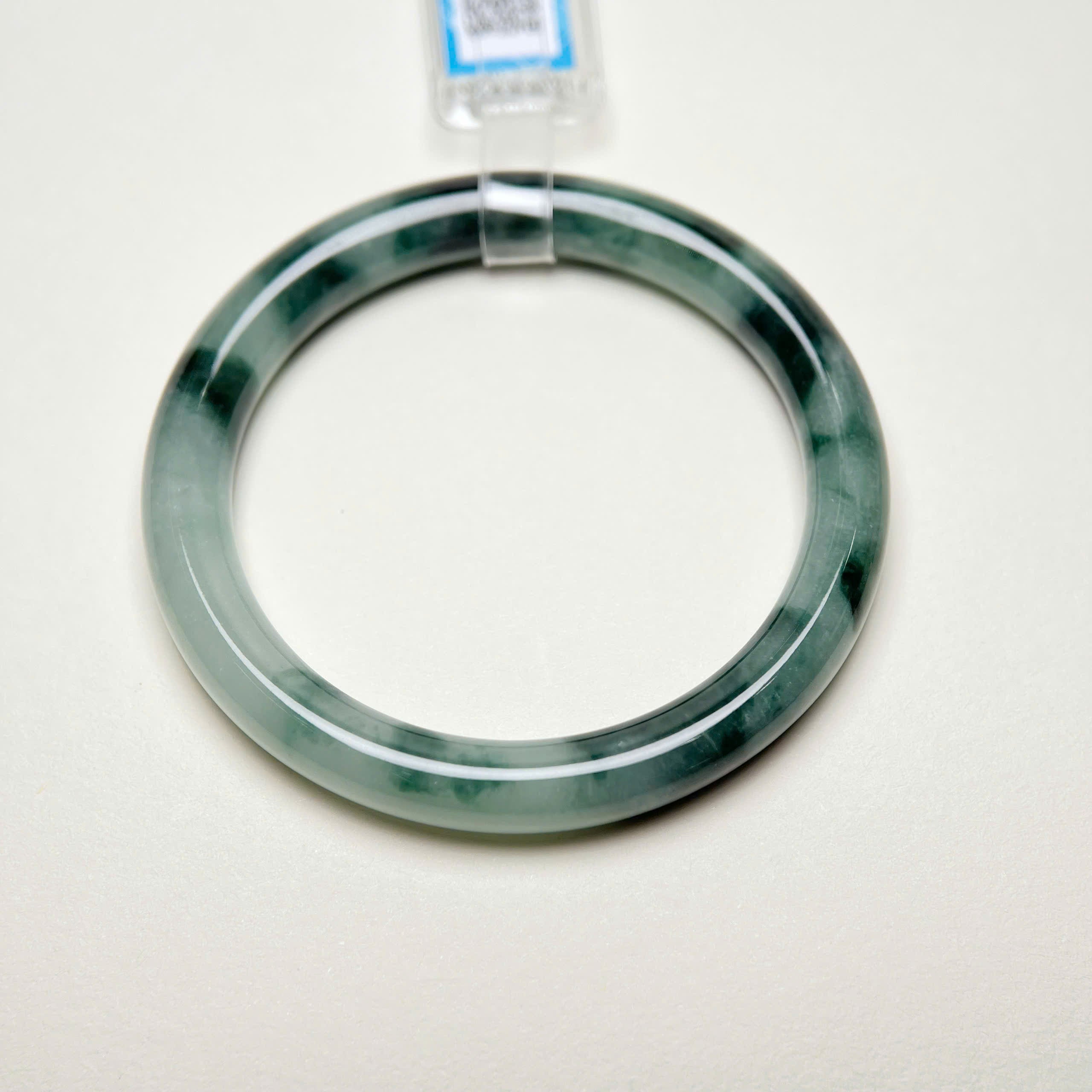 VT003 - Natural Jadeit Jade Bangle Bracelet