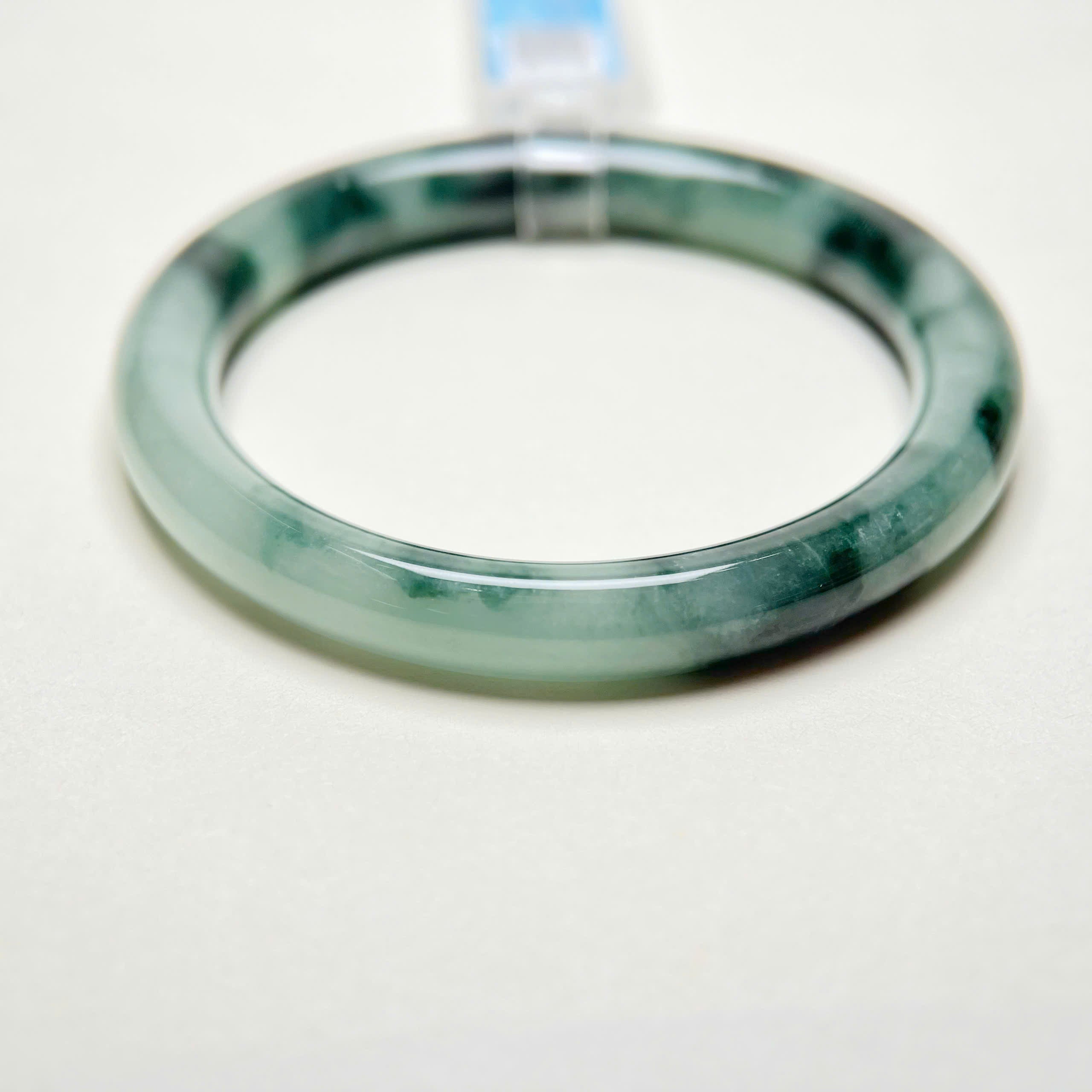 VT003 - Natural Jadeit Jade Bangle Bracelet