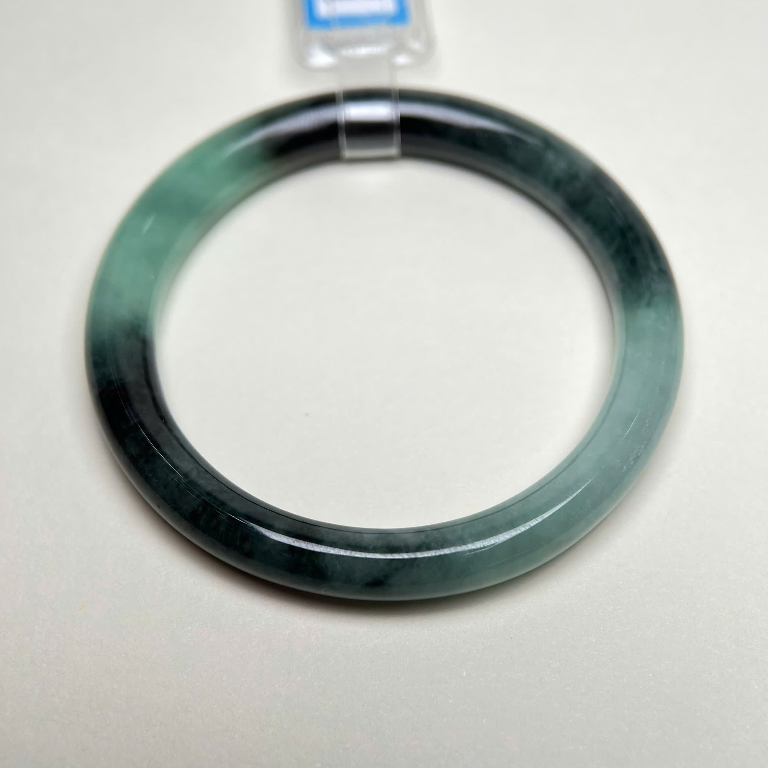 VT006 - Natural Jadeit Jade Bangle Bracelet